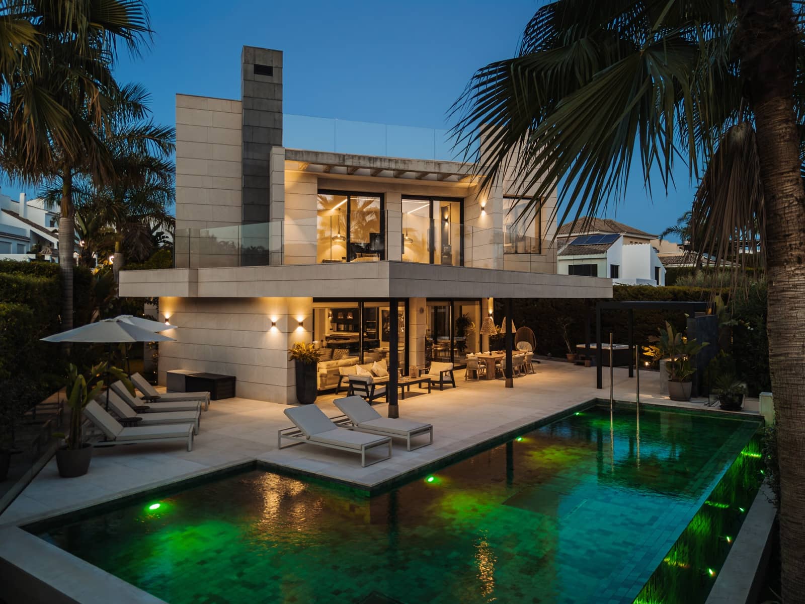 6 chambre Villa/Maison à vendre à Nueva Andalucia avec piscine garage - 7 200 000 € (Ref: 10161161)