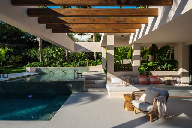 7 soveværelse Villa til salg i Nueva Andalucia, Marbella med swimmingpool garage - € 6.950.000 (Ref: 10164784)