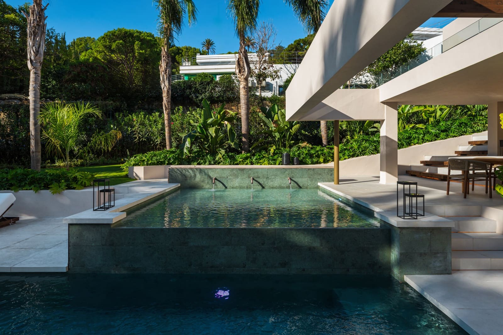 7 soveværelse Villa til salg i Nueva Andalucia med swimmingpool garage - € 6.950.000 (Ref: 10164784)