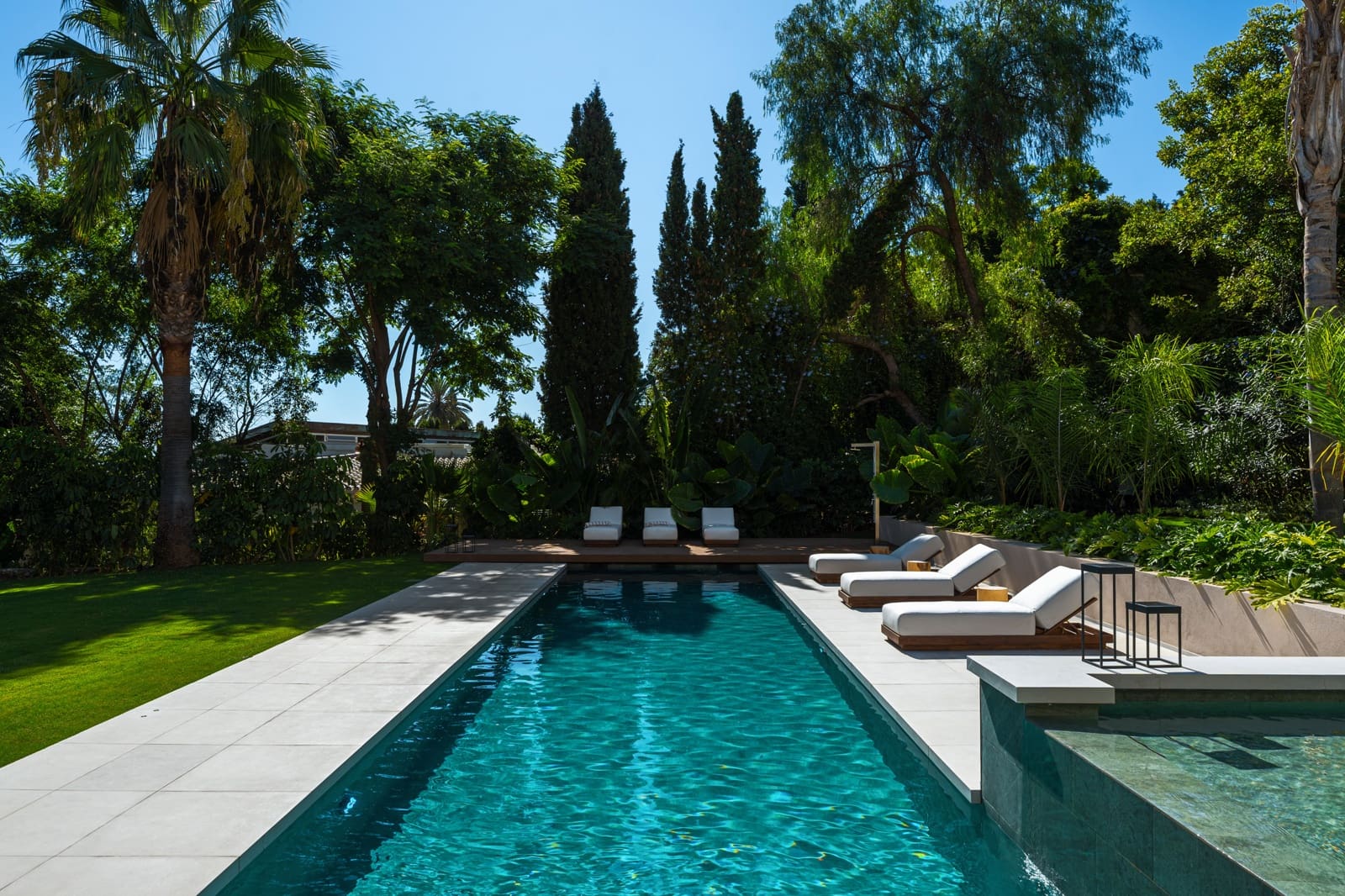 7 soveværelse Villa til salg i Nueva Andalucia med swimmingpool garage - € 6.950.000 (Ref: 10164784)