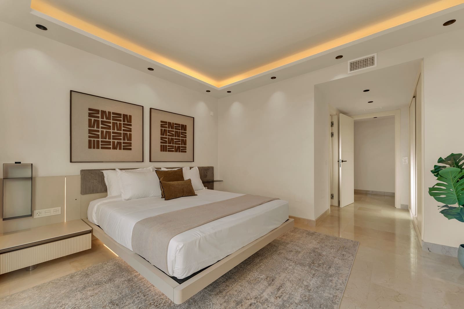 4 bedroom Penthouse for sale in Nueva Andalucia with pool garage - € 2,995,000 (Ref: 10176959)