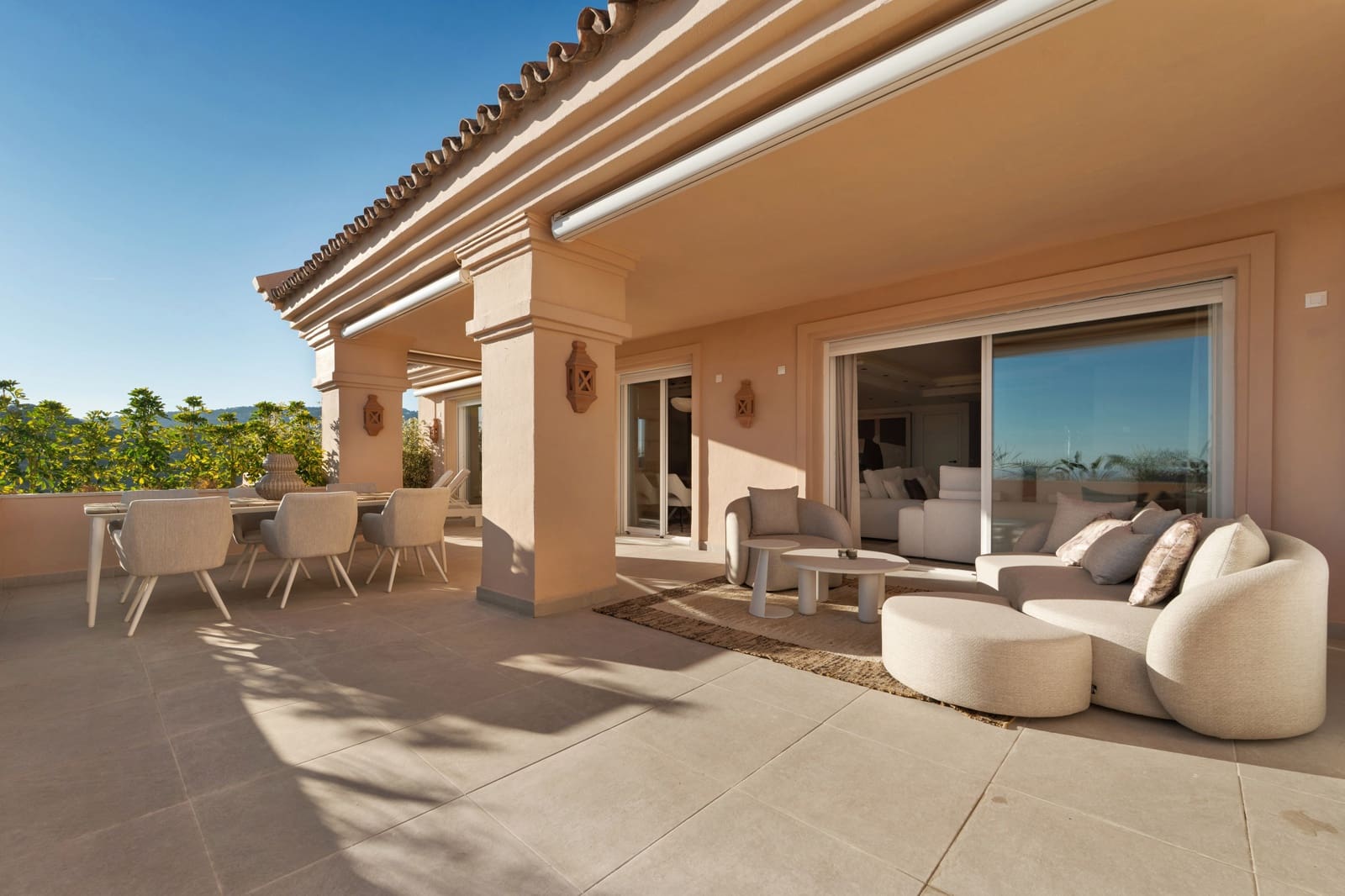 4 bedroom Penthouse for sale in Nueva Andalucia with pool garage - € 2,995,000 (Ref: 10176959)