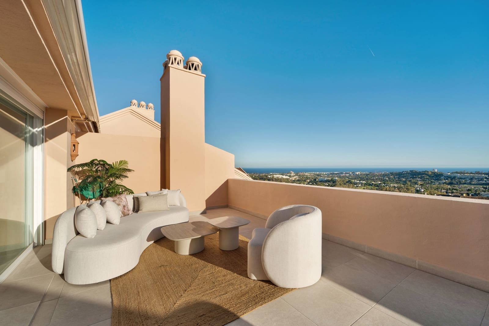 4 bedroom Penthouse for sale in Nueva Andalucia with pool garage - € 2,995,000 (Ref: 10176959)