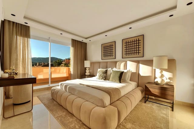 4 soveværelse Penthouse til salg i Nueva Andalucia, Marbella med swimmingpool garage - € 2.995.000 (Ref: 10176959)