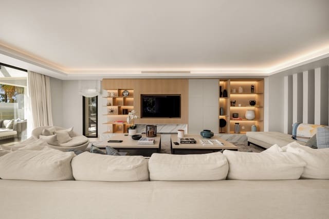 7 soveværelse Villa til salg i El Paraiso, Estepona med swimmingpool garage - € 6.850.000 (Ref: 10180068)