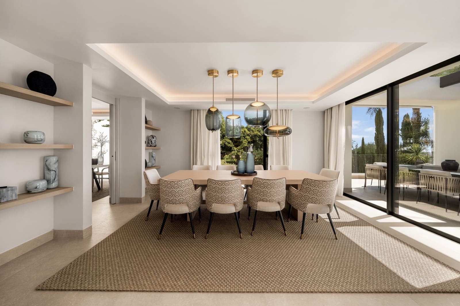 7 chambre Villa/Maison à vendre à El Paraiso avec piscine garage - 6 850 000 € (Ref: 10180068)