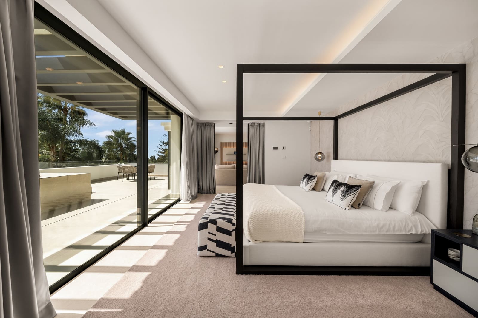 7 chambre Villa/Maison à vendre à El Paraiso avec piscine garage - 6 850 000 € (Ref: 10180068)