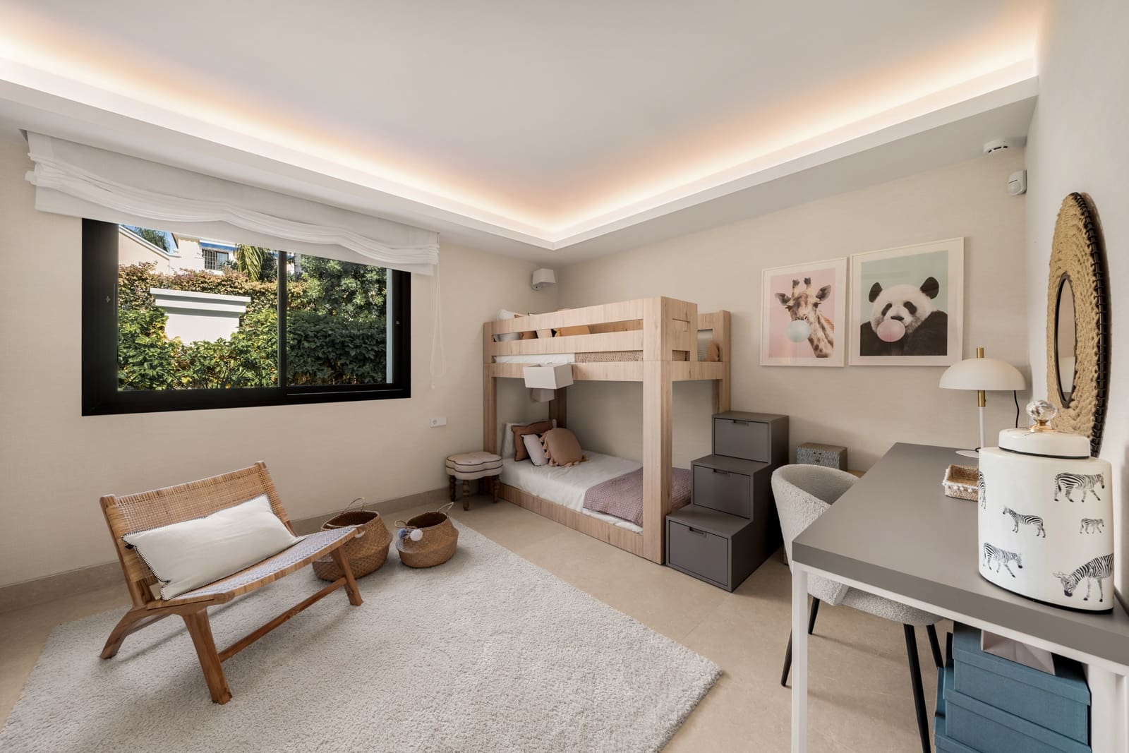 7 chambre Villa/Maison à vendre à El Paraiso avec piscine garage - 6 850 000 € (Ref: 10180068)