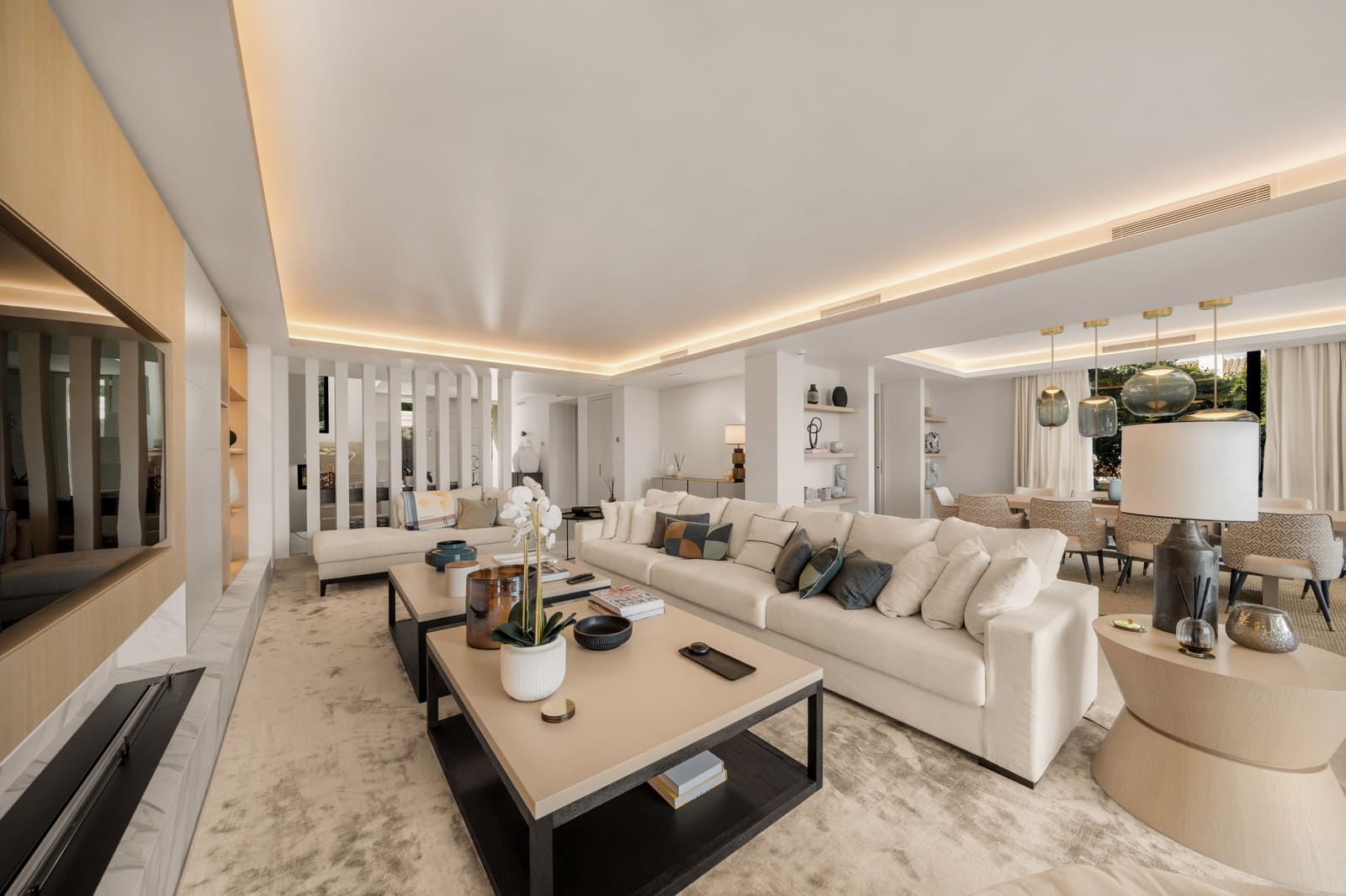 7 chambre Villa/Maison à vendre à El Paraiso avec piscine garage - 6 850 000 € (Ref: 10180068)
