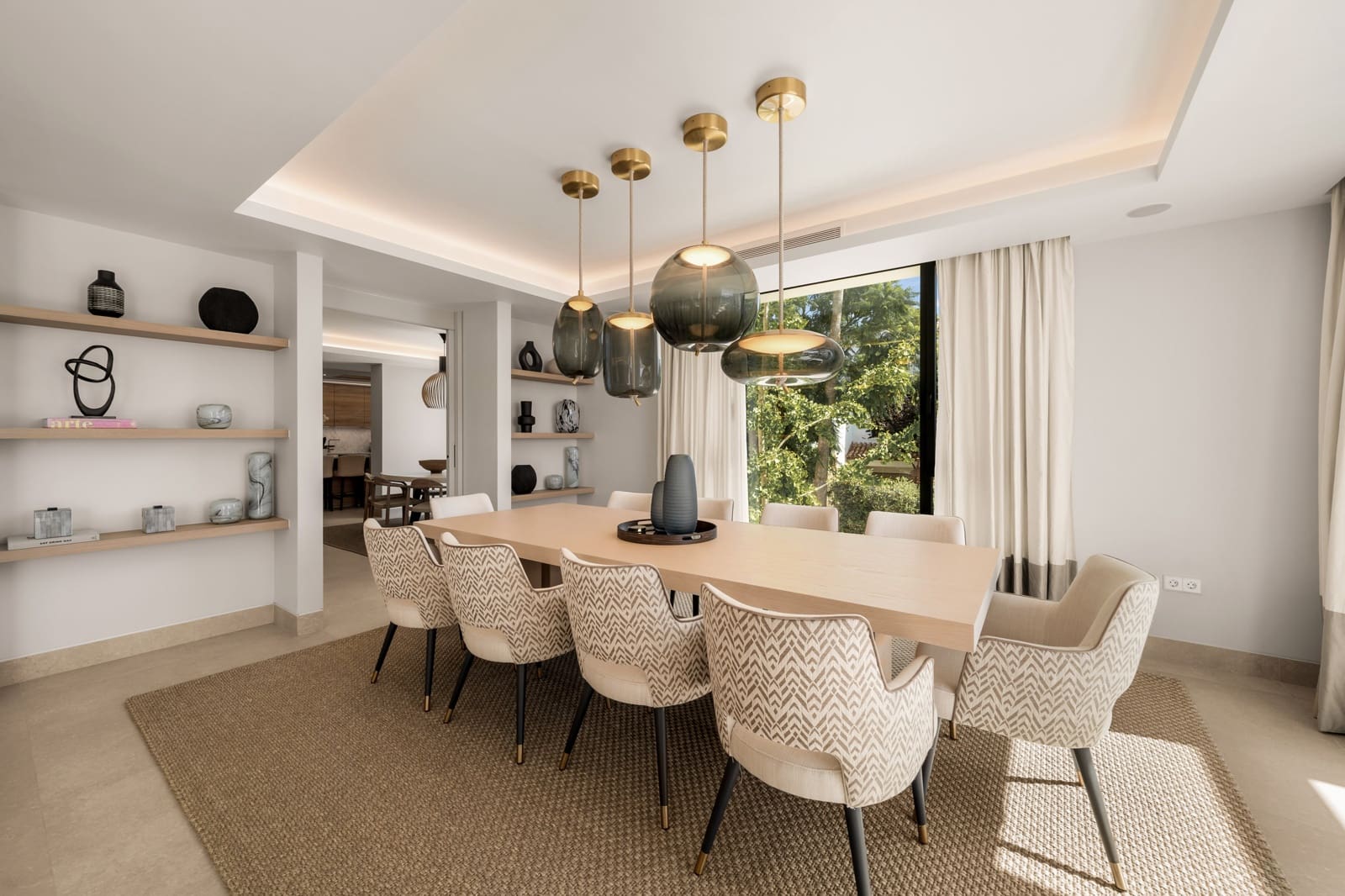 7 chambre Villa/Maison à vendre à El Paraiso avec piscine garage - 6 850 000 € (Ref: 10180068)
