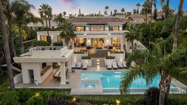 7 soveværelse Villa til salg i El Paraiso, Estepona med swimmingpool garage - € 6.850.000 (Ref: 10180068)