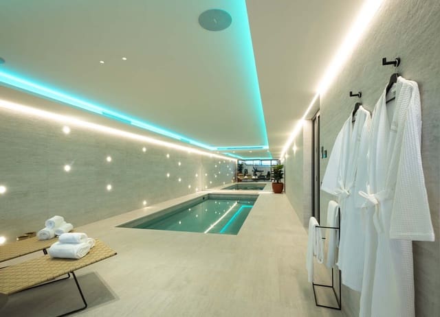 6 bedroom Villa for sale in La Zagaleta, Benahavís with pool garage - € 11,600,000 (Ref: 6787258)