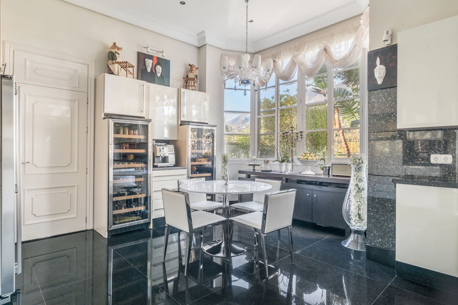 7 bedroom Villa for sale in Mijas with pool - € 3,560,000 (Ref: 7379593)