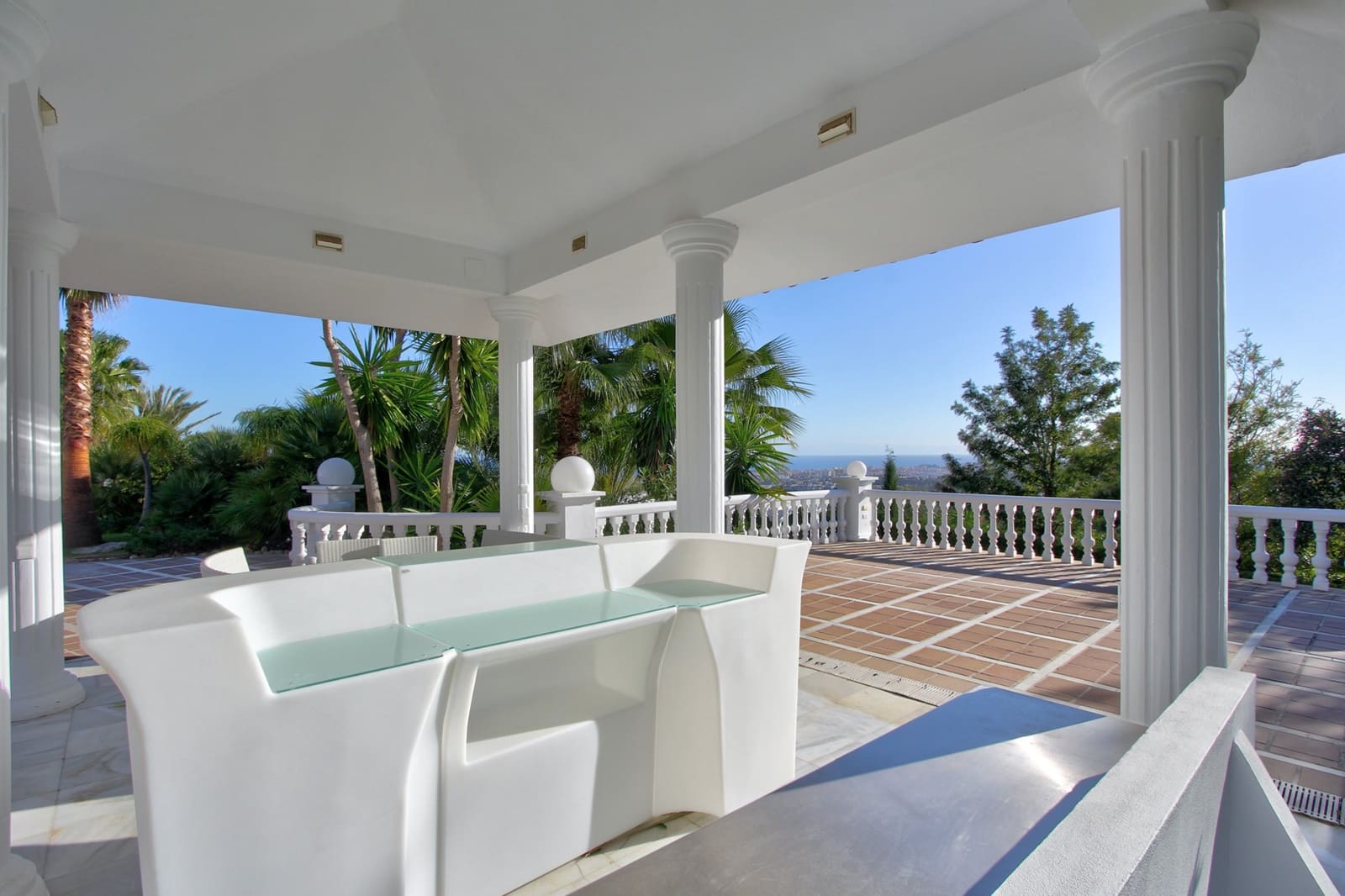 7 bedroom Villa for sale in Mijas with pool - € 3,560,000 (Ref: 7379593)
