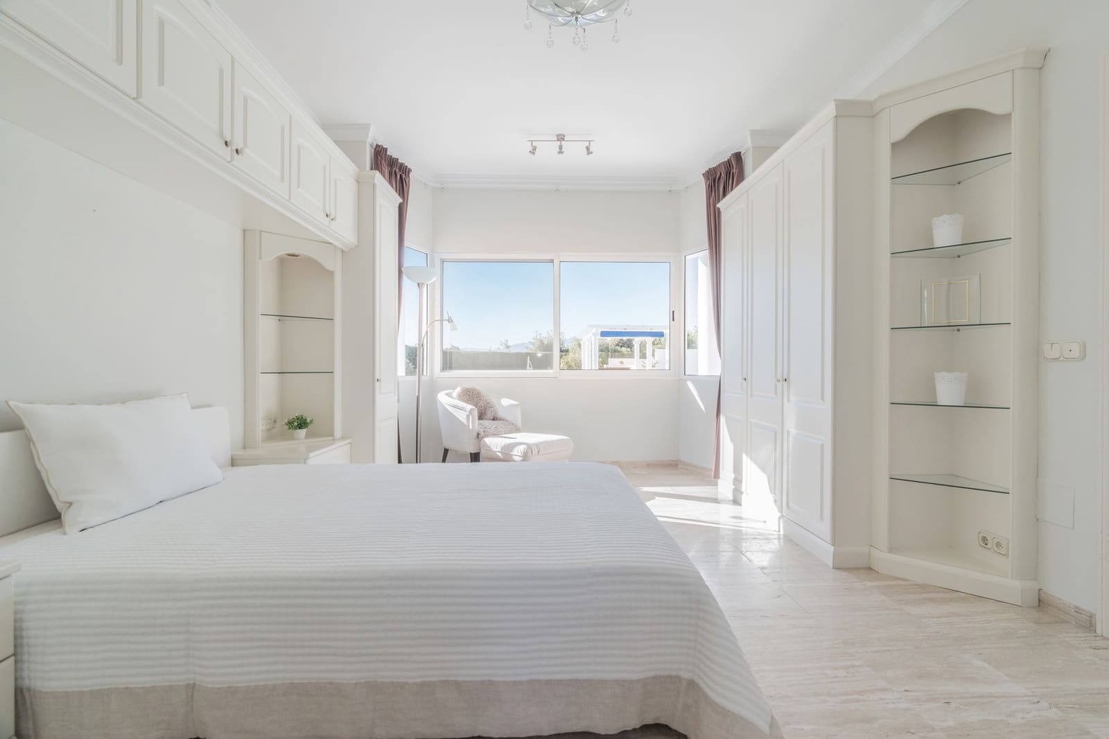 7 bedroom Villa for sale in Mijas with pool - € 3,560,000 (Ref: 7379593)