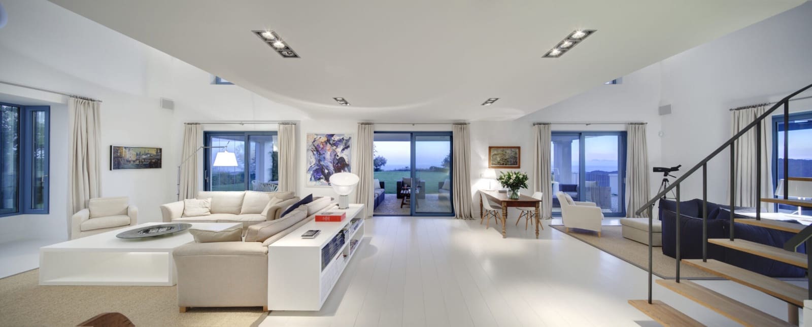 5 bedroom Villa for sale in Marbella with pool - € 4,900,000 (Ref: 7513784)