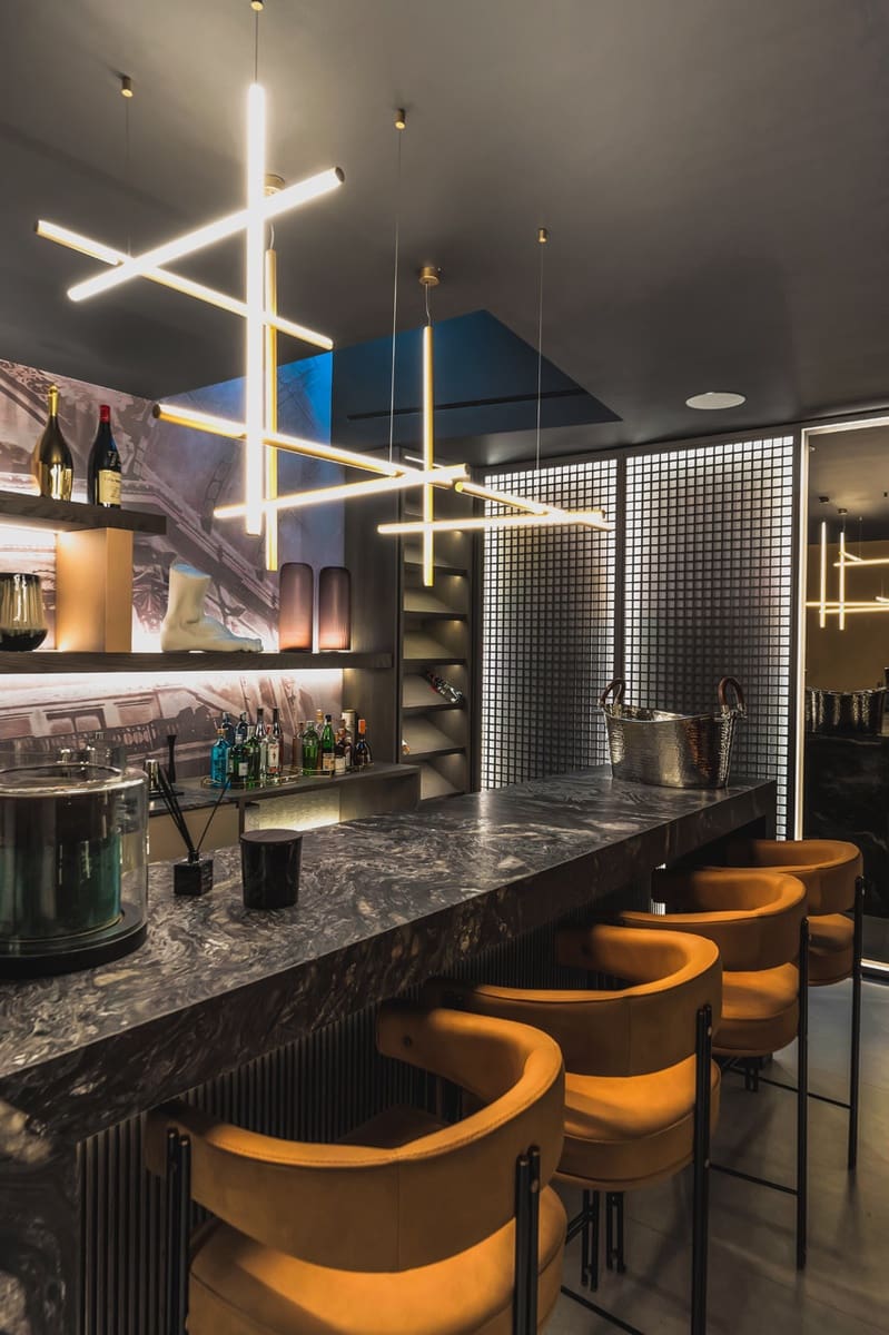 4 bedroom Villa for sale in Nueva Andalucia with pool garage - € 4,495,000 (Ref: 7531182)