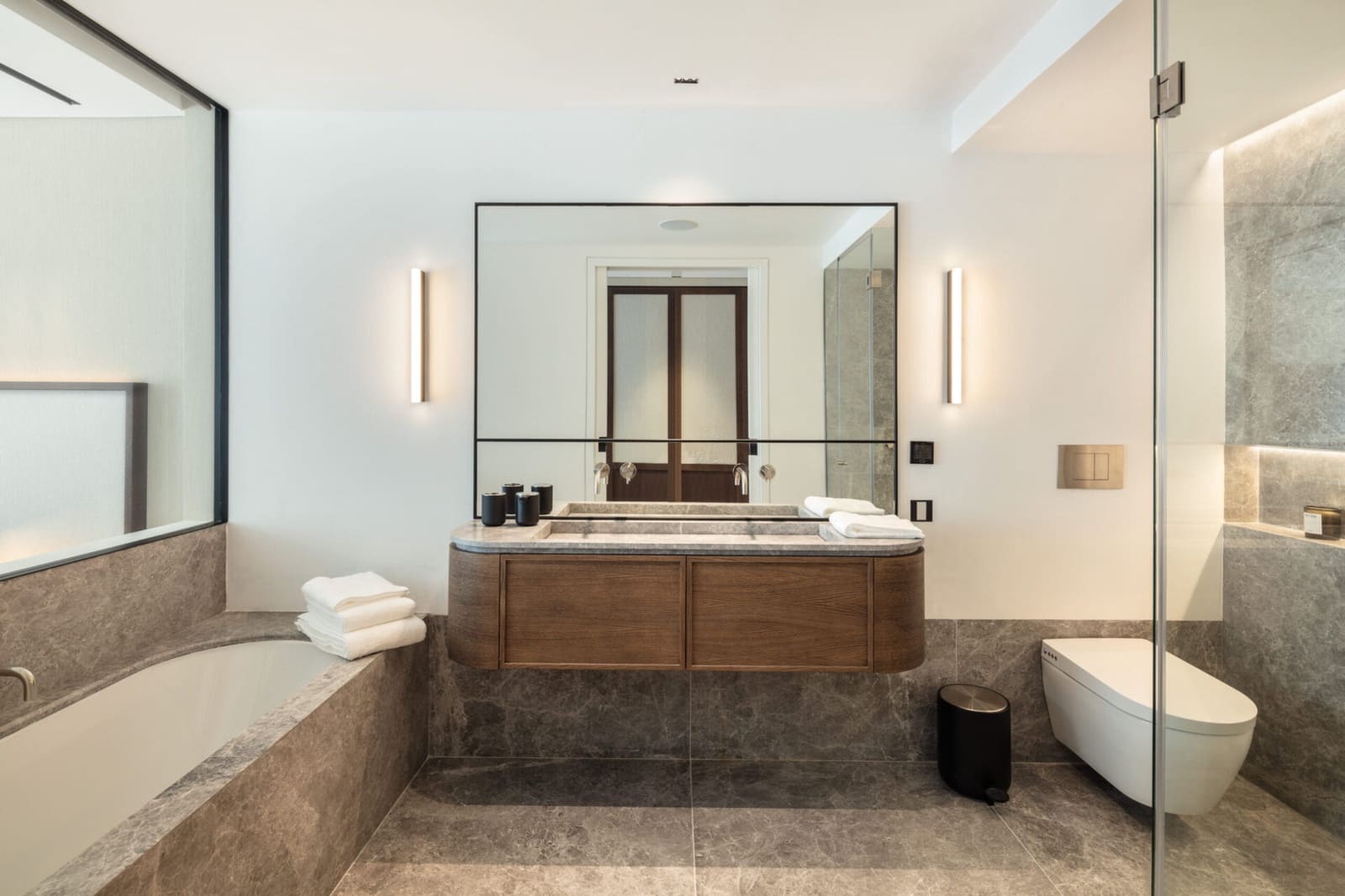 Apartamento de 3 habitaciones en Golden Mile en venta con piscina garaje - 3.995.000 € (Ref: 7759875)