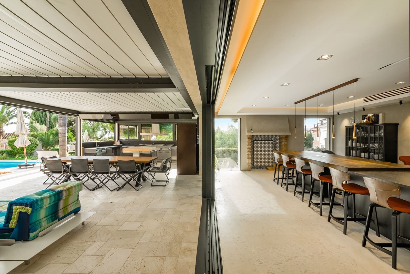 6 sypialnia Willa na sprzedaż w Rio Real z basenem garażem - 3 500 000 € (Ref: 7809195)