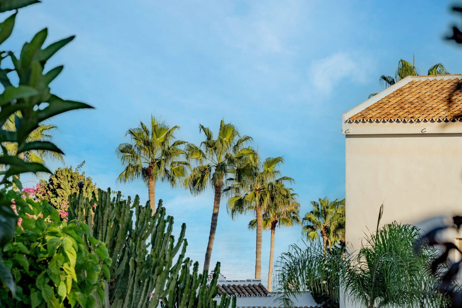 2 bedroom Apartment for sale in Fuengirola with pool garage - € 335,000 (Ref: 7824923)