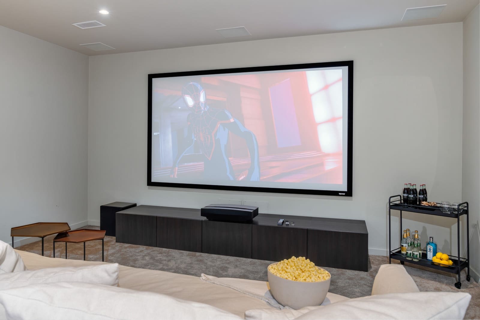 5 slaapkamer Villa te koop in Nueva Andalucia met zwembad garage - € 4.500.000 (Ref: 7969044)