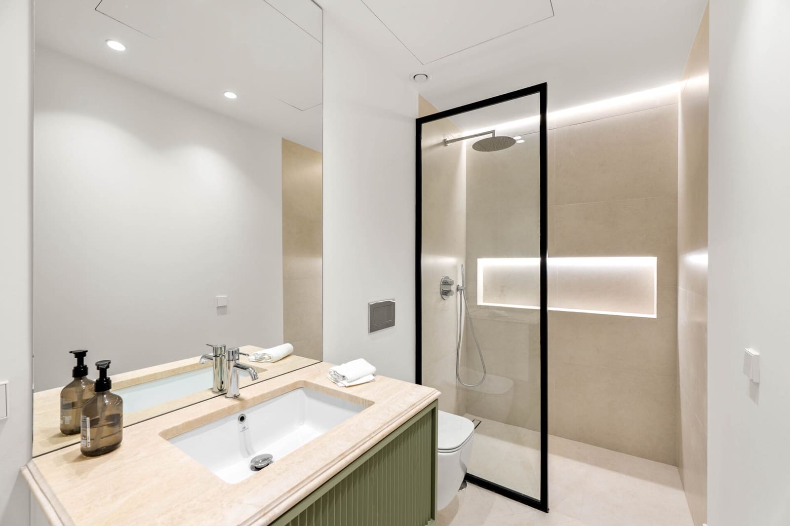 4 makuuhuone Huvila myytävänä paikassa Nueva Andalucia mukana uima-altaan - 4 595 000 € (Ref: 8210218)