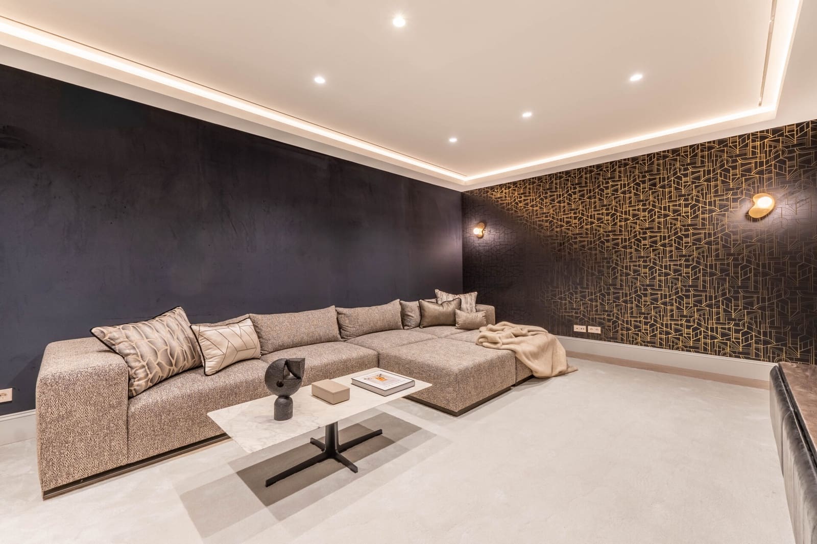 4 makuuhuone Huvila myytävänä paikassa Nueva Andalucia mukana uima-altaan - 4 595 000 € (Ref: 8210218)