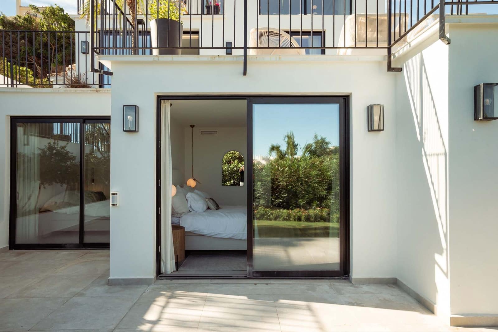 5 makuuhuone Huvila myytävänä paikassa Nueva Andalucia mukana uima-altaan 
autotalli - 2 950 000 € (Ref: 8302701)