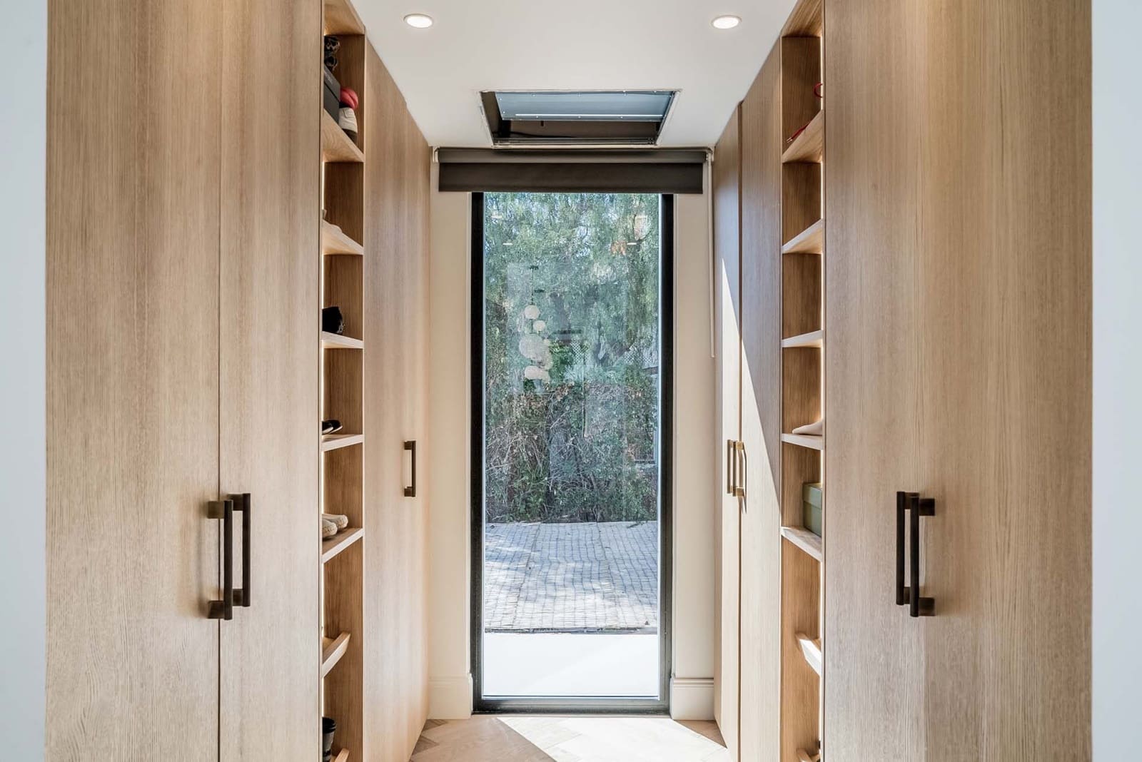 5 makuuhuone Huvila myytävänä paikassa Nueva Andalucia mukana uima-altaan 
autotalli - 2 950 000 € (Ref: 8302701)