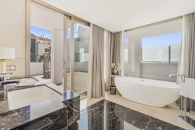 4 quarto Moradia para venda em Golden Mile, Marbella com piscina - 4 950 000 € (Ref: 8302720)