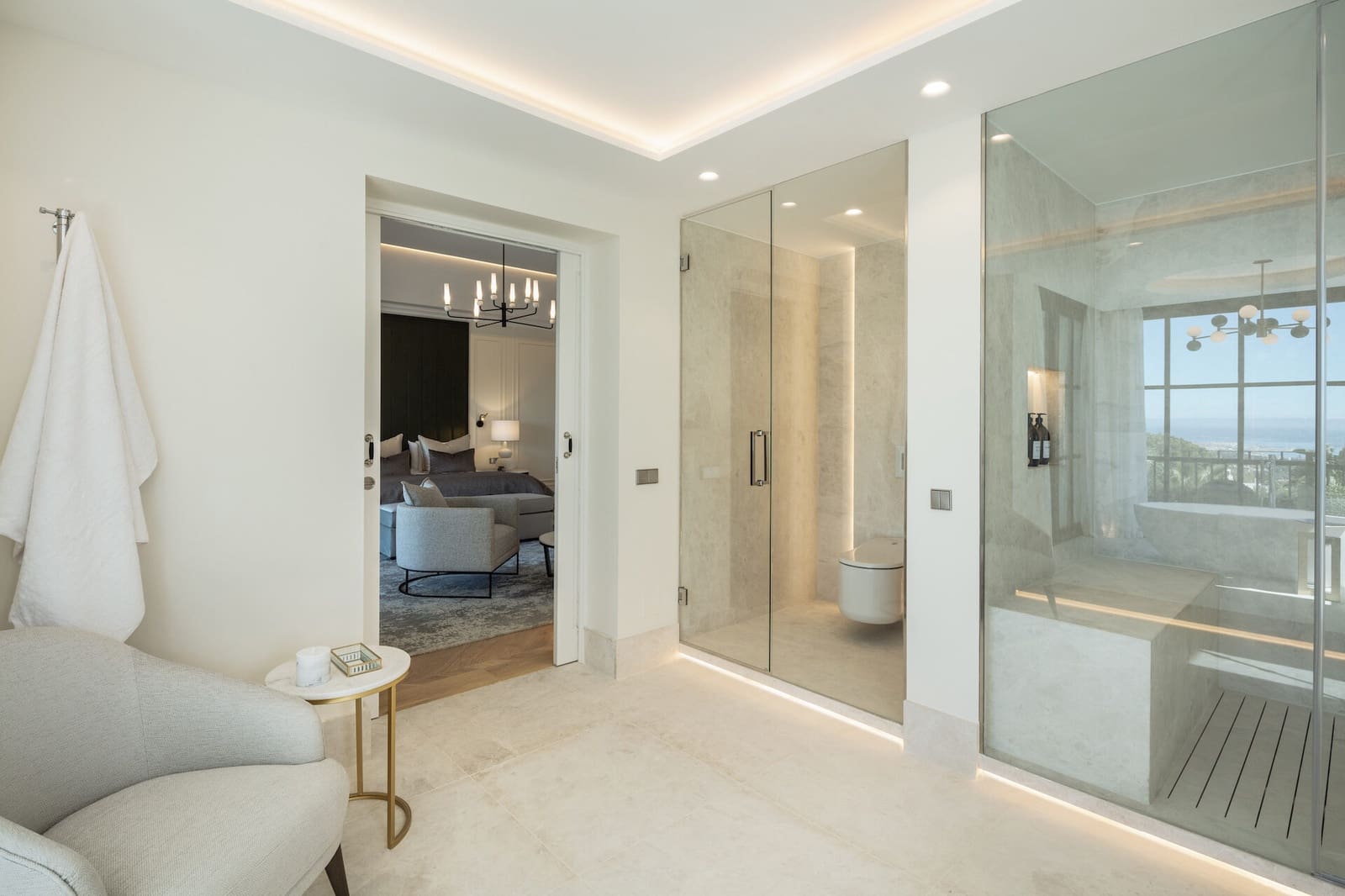 6 chambre Villa/Maison à vendre à Golden Mile avec piscine - 14 500 000 € (Ref: 8302728)