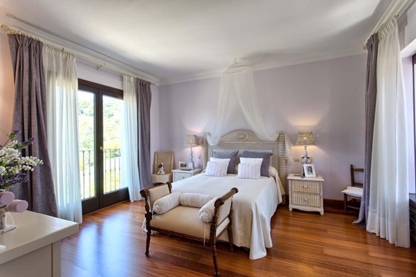 5 bedroom Villa for sale in Marbella with pool garage - € 3,695,000 (Ref: 8308159)