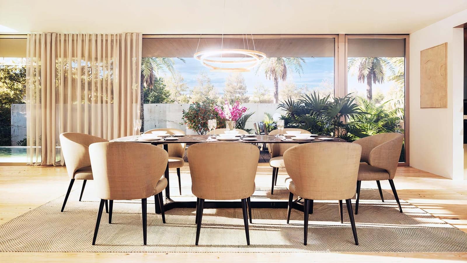 4 bedroom Villa for sale in Estepona with pool garage - € 1,520,000 (Ref: 8310528)