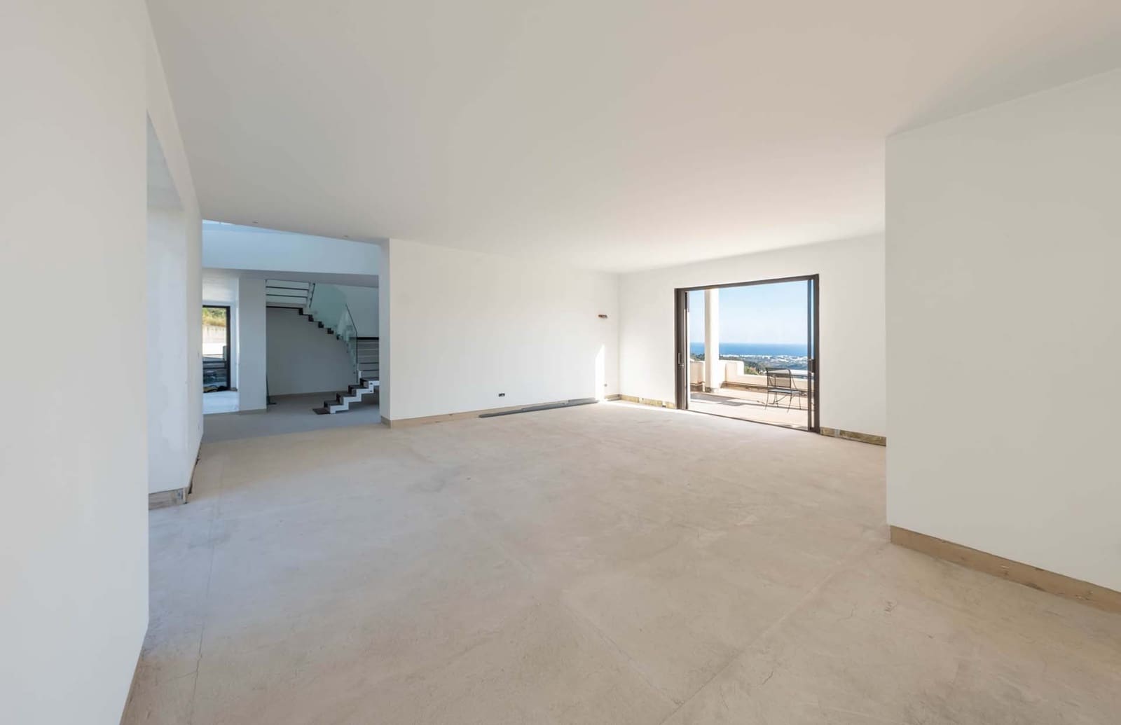 5 soverom Villa til salgs i Istan med garasje - € 2 480 000 (Ref: 8313643)