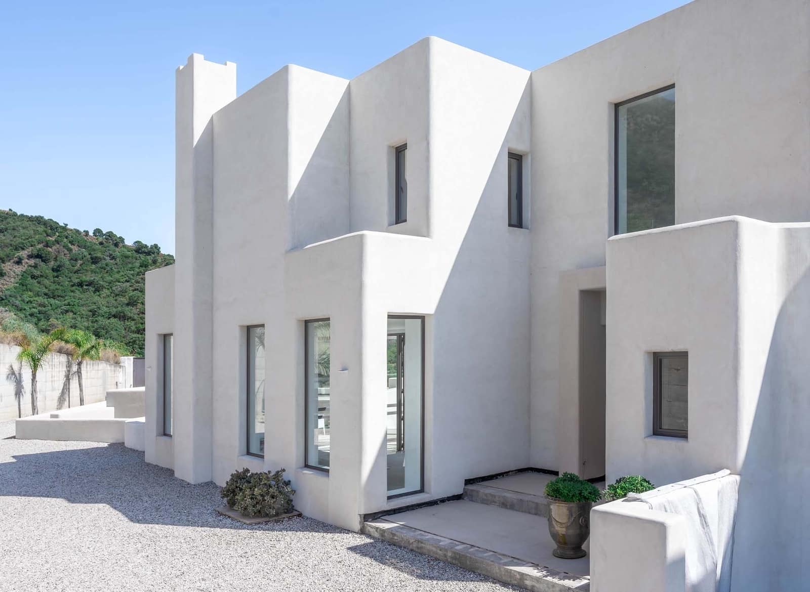 5 soverom Villa til salgs i Istan med garasje - € 2 480 000 (Ref: 8313643)