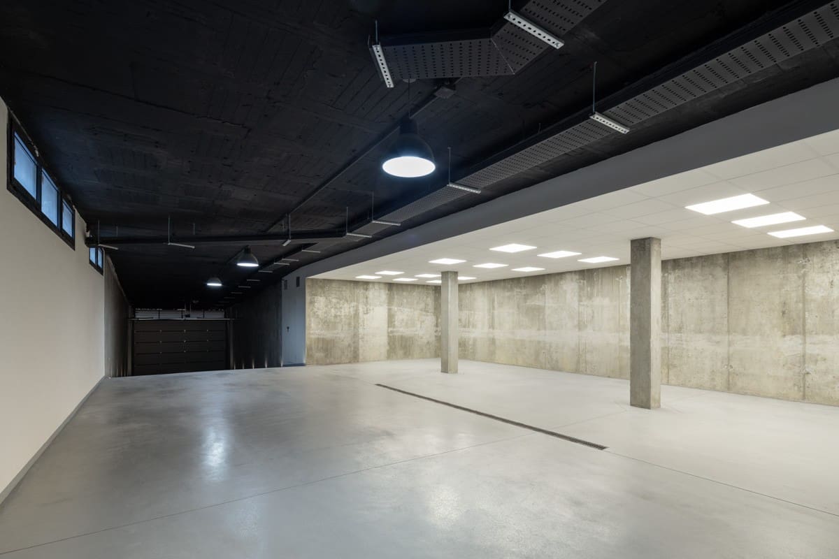 6 bedroom Villa for sale in Marbella with pool garage - € 4,100,000 (Ref: 8344644)