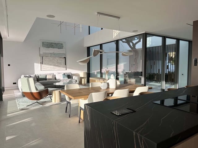 4 quarto Moradia para venda em Golden Mile, Marbella com piscina garagem - 5 995 000 € (Ref: 8423020)