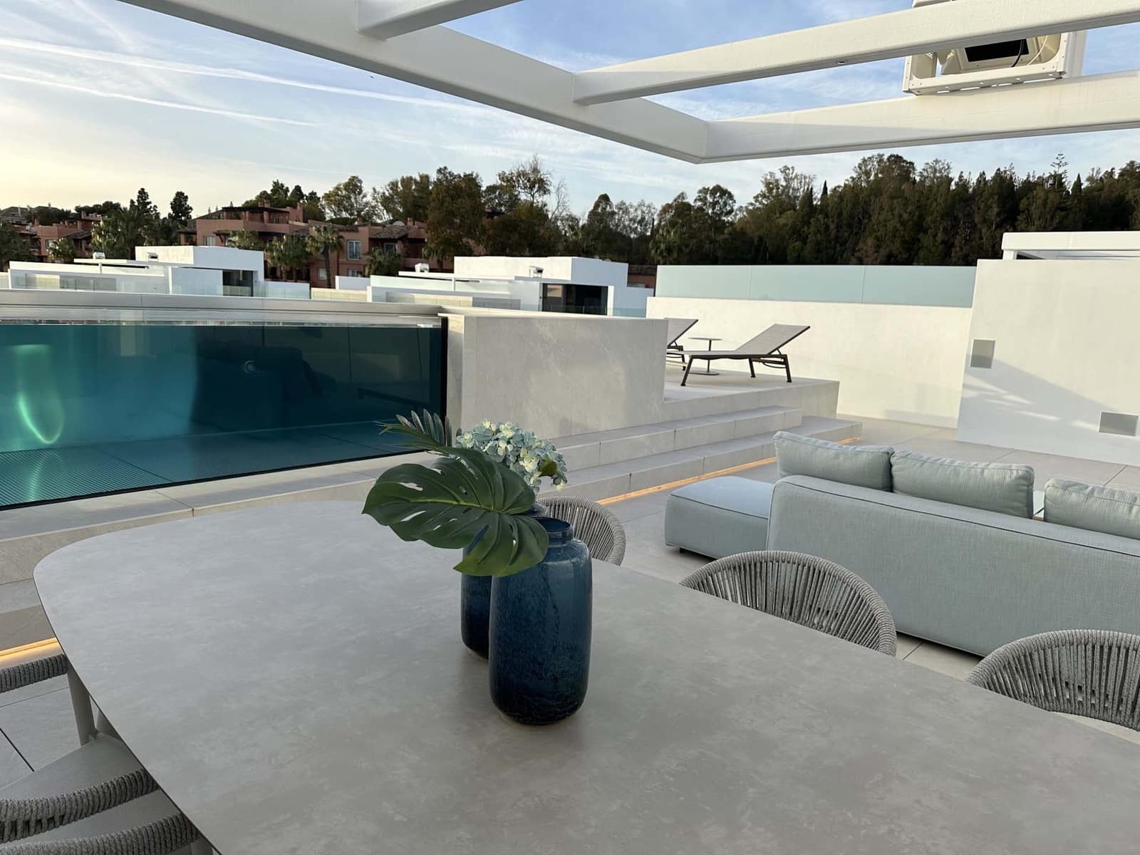 4 bedroom Villa for sale in Golden Mile with pool garage - € 5,995,000 (Ref: 8423020)