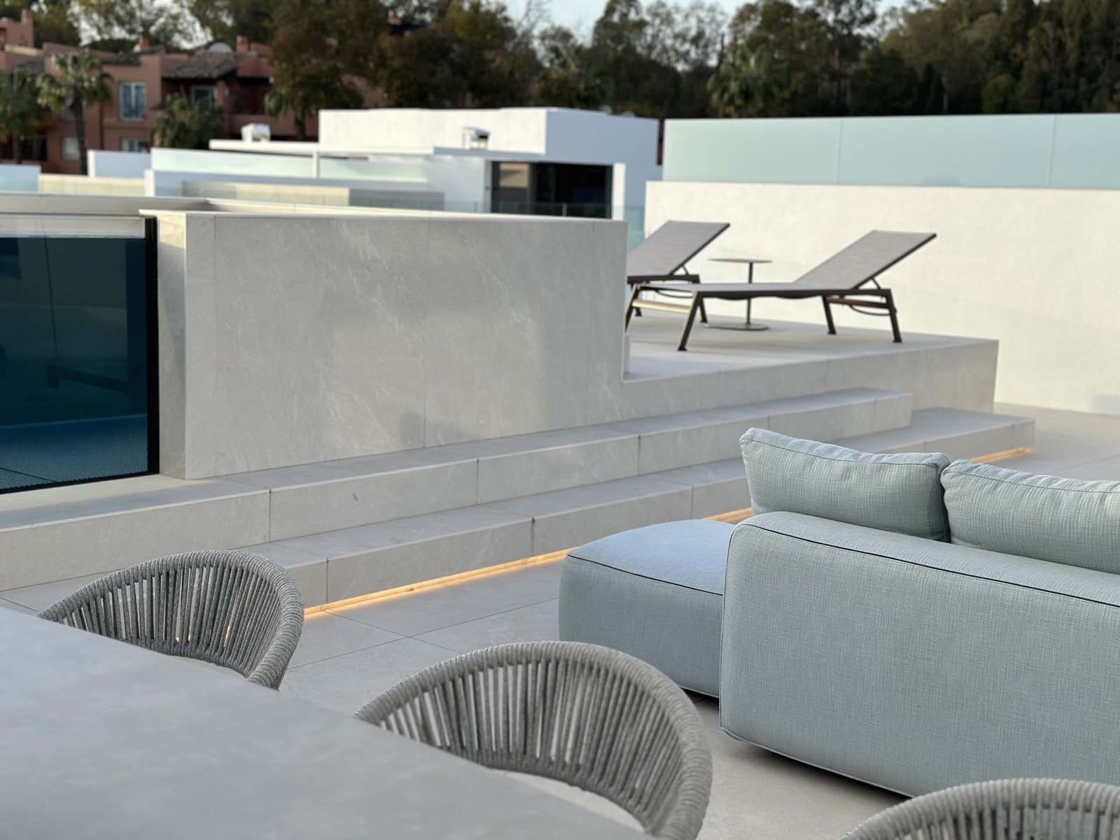 4 bedroom Villa for sale in Golden Mile with pool garage - € 5,995,000 (Ref: 8423020)