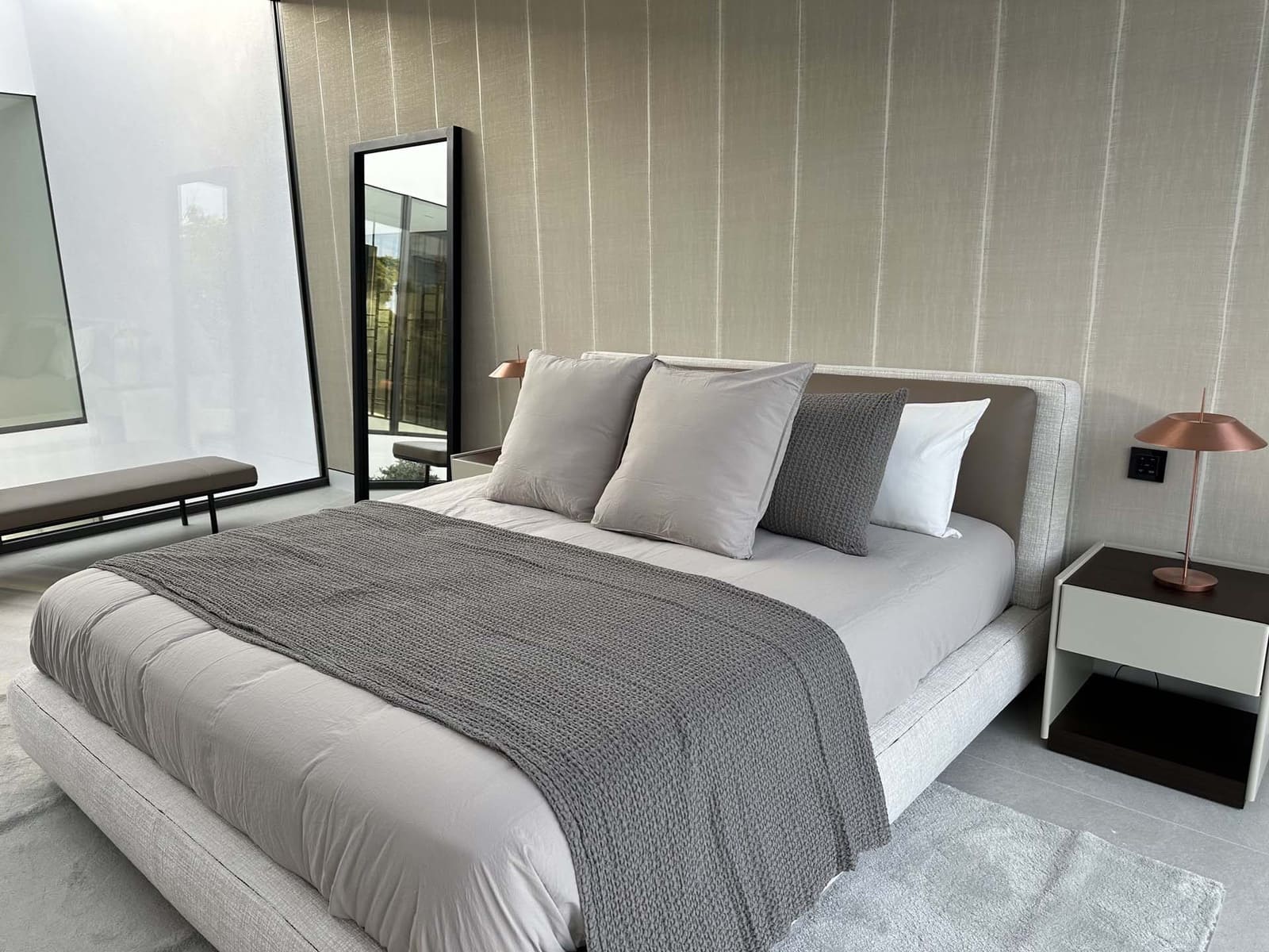 4 bedroom Villa for sale in Golden Mile with pool garage - € 5,995,000 (Ref: 8423020)