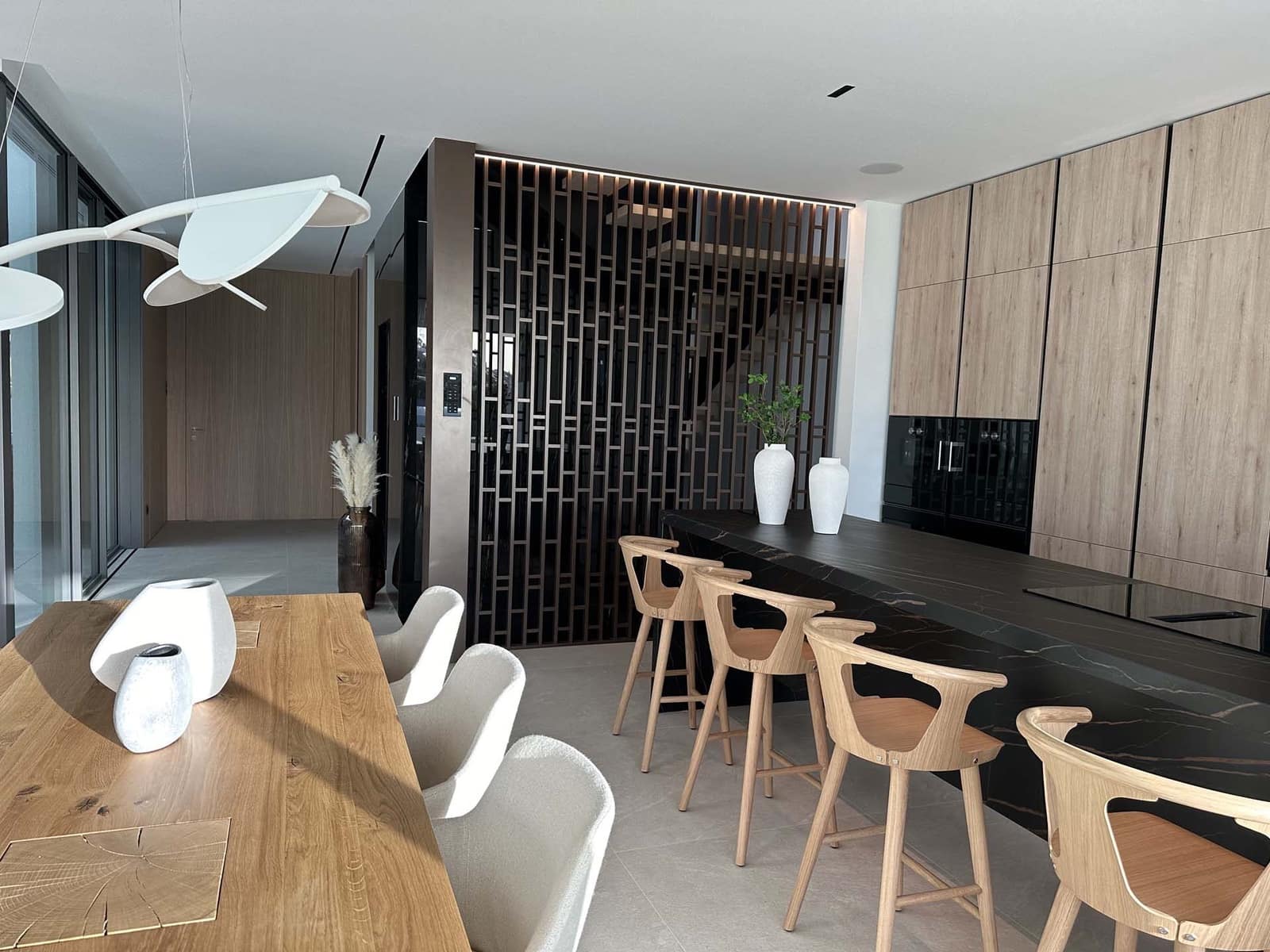 4 bedroom Villa for sale in Golden Mile with pool garage - € 5,995,000 (Ref: 8423020)