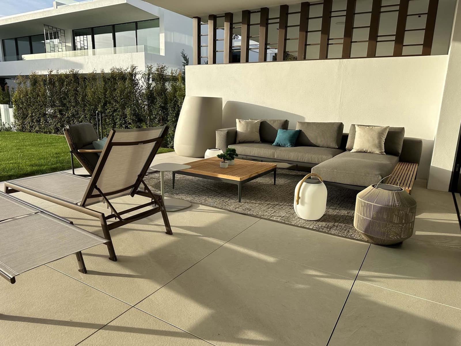 4 bedroom Villa for sale in Golden Mile with pool garage - € 5,995,000 (Ref: 8423020)