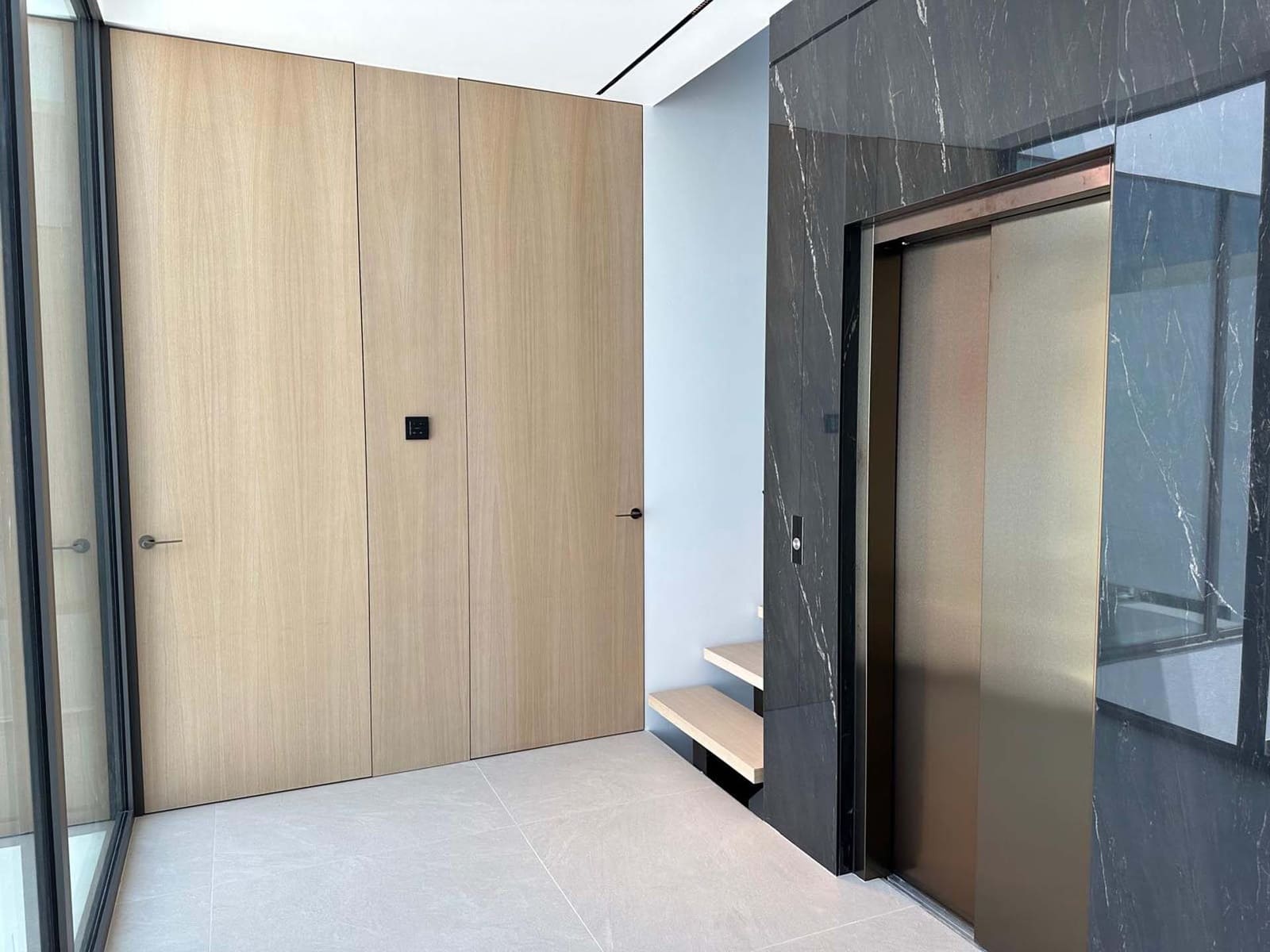 4 bedroom Villa for sale in Golden Mile with pool garage - € 5,250,000 (Ref: 8423021)