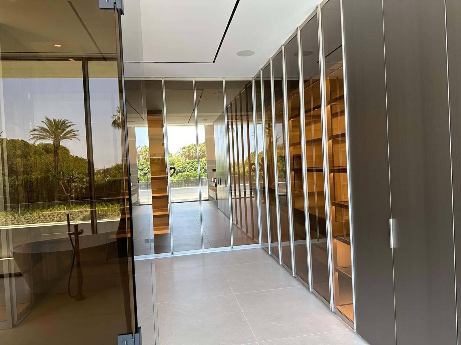 4 bedroom Villa for sale in Golden Mile with pool garage - € 5,250,000 (Ref: 8423021)