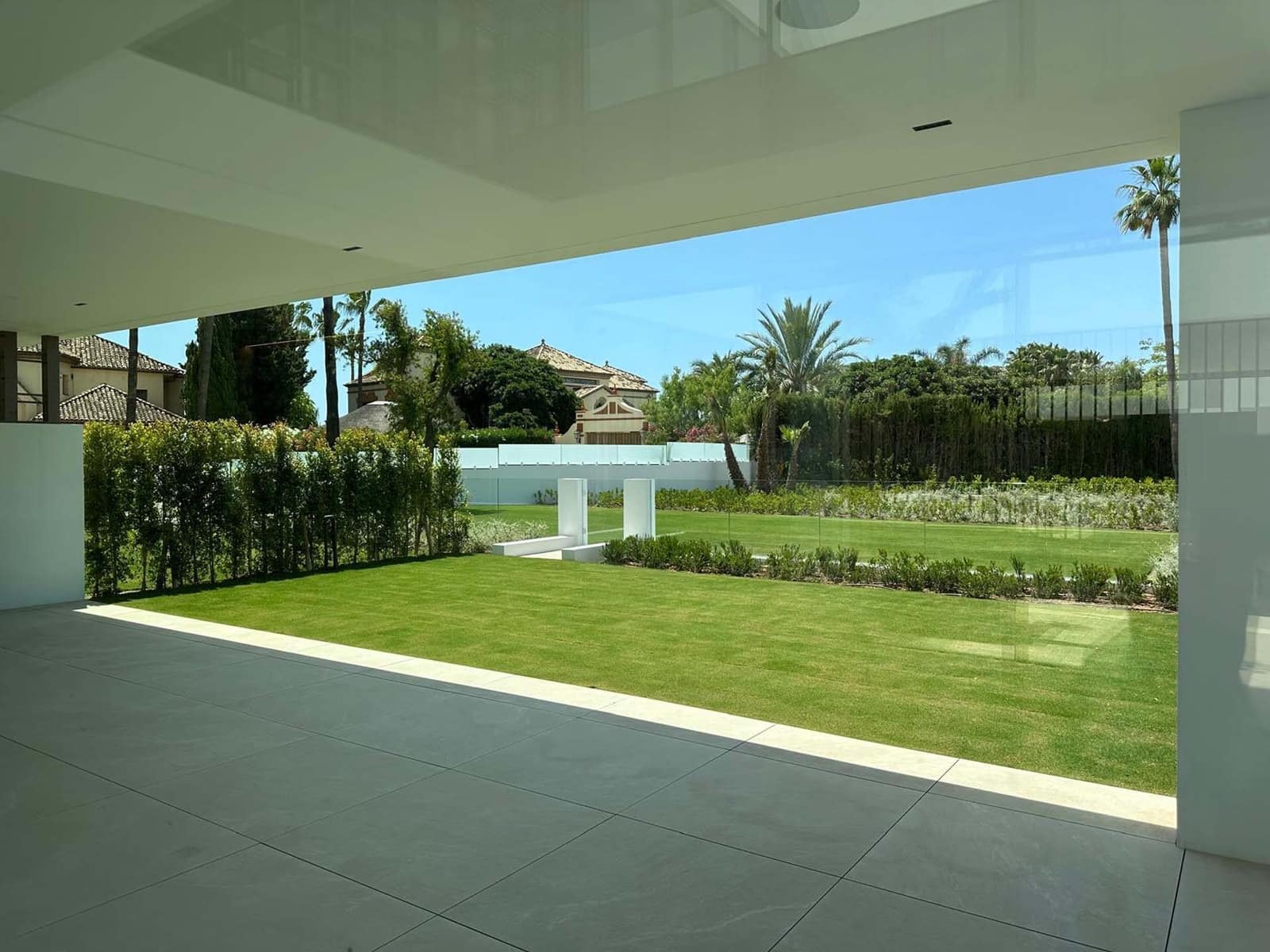 4 bedroom Villa for sale in Golden Mile with pool garage - € 5,250,000 (Ref: 8423021)