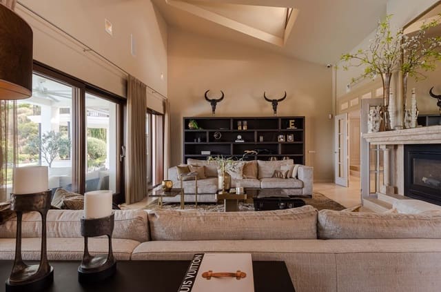 7 bedroom Villa for sale in Benahavís with pool garage - € 8,350,000 (Ref: 8430262)