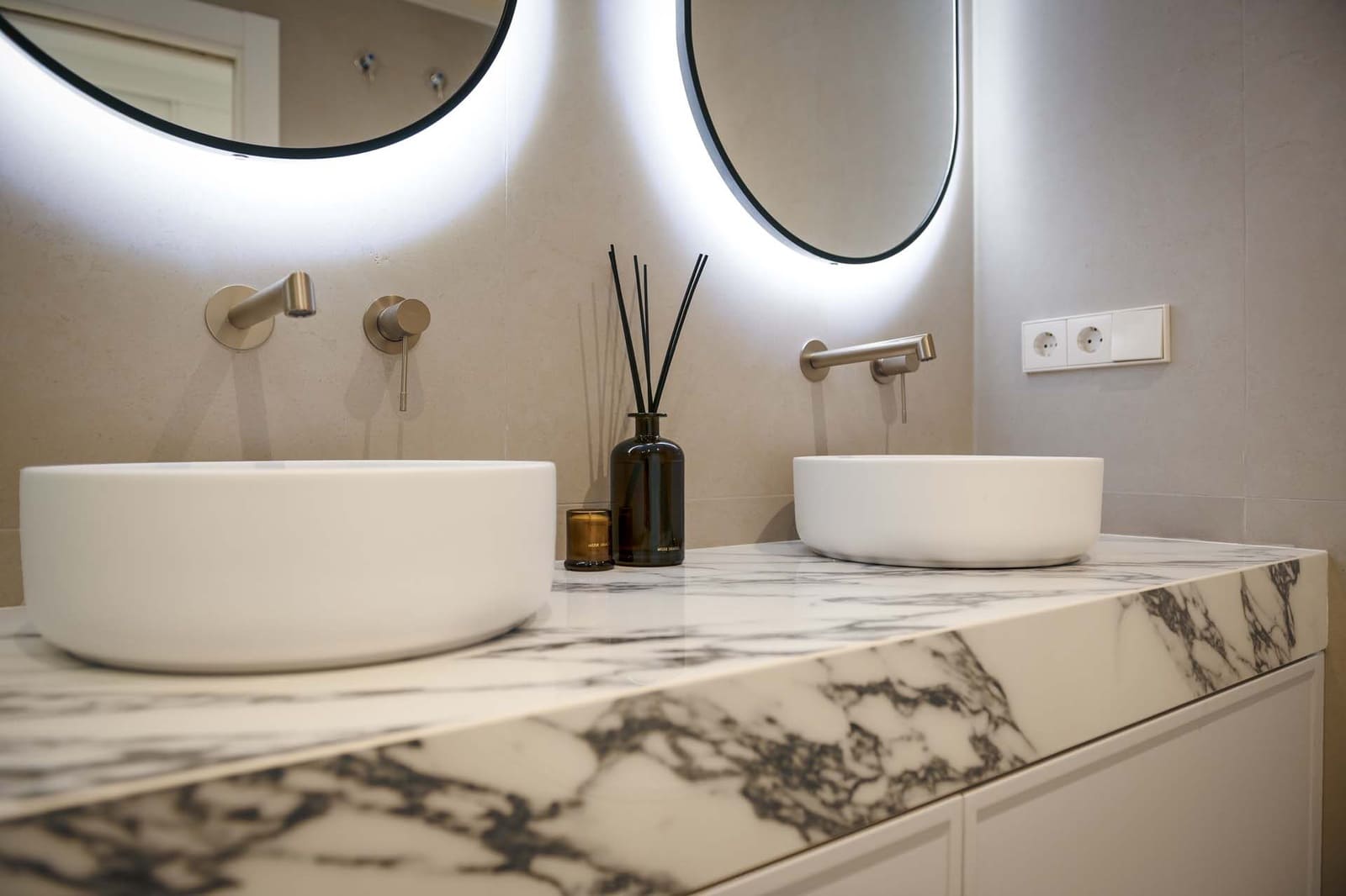 3 bedroom Apartment for sale in La Quinta with pool garage - € 1,395,000 (Ref: 8477699)