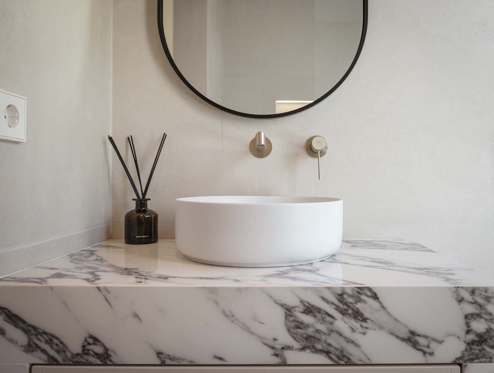 3 bedroom Apartment for sale in La Quinta with pool garage - € 1,395,000 (Ref: 8477699)