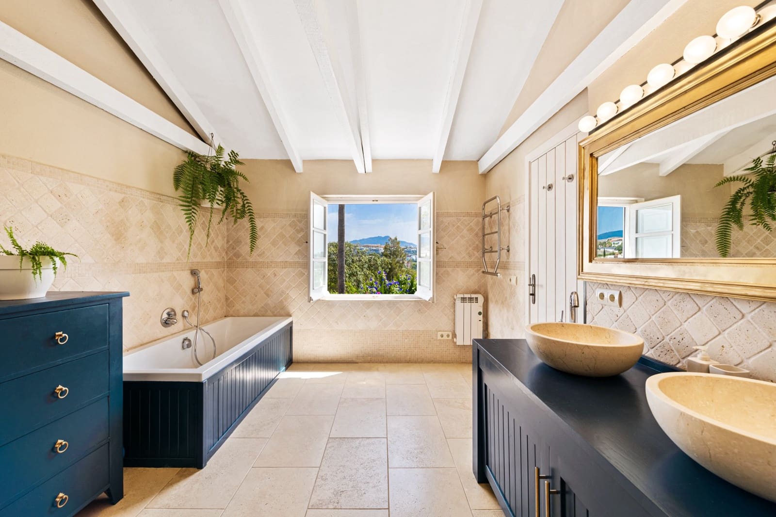 7 soveværelse Villa til salg i Benahavis med swimmingpool - € 2.700.000 (Ref: 8477700)