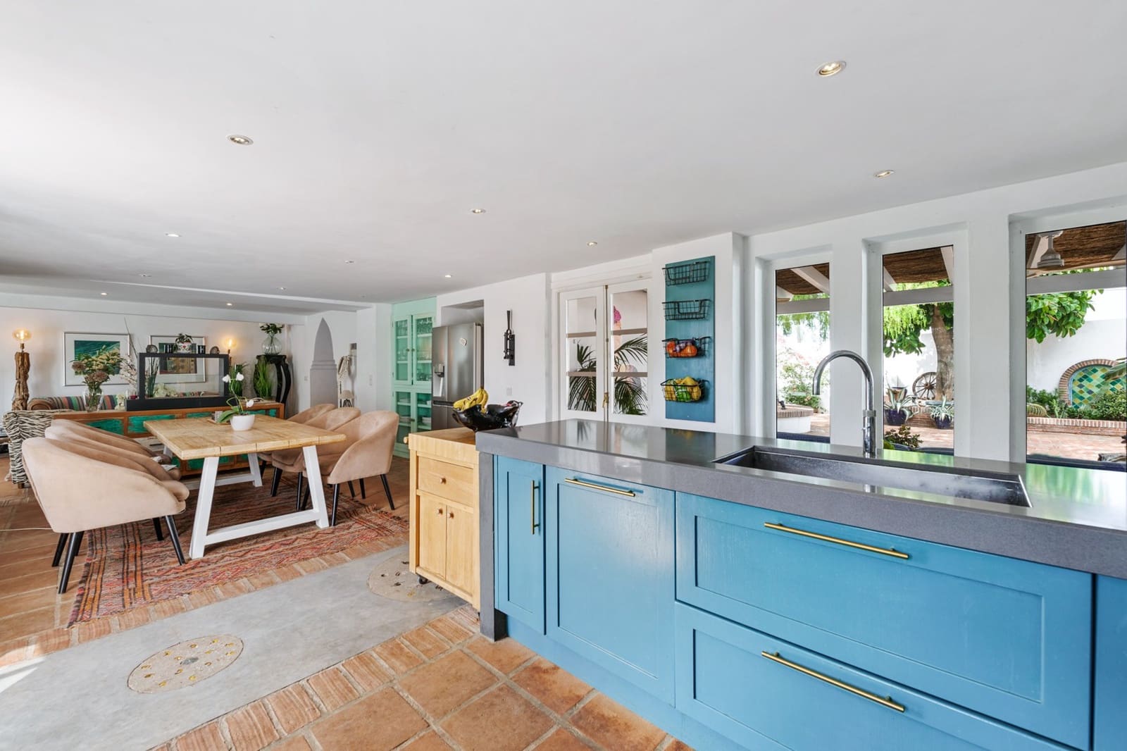 7 soveværelse Villa til salg i Benahavis med swimmingpool - € 2.700.000 (Ref: 8477700)